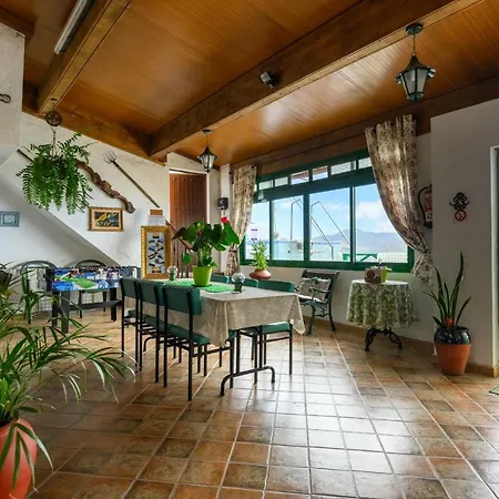 Wonderful Cave-house In Holiday home *