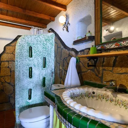 Holiday home Wonderful Cave-house In *