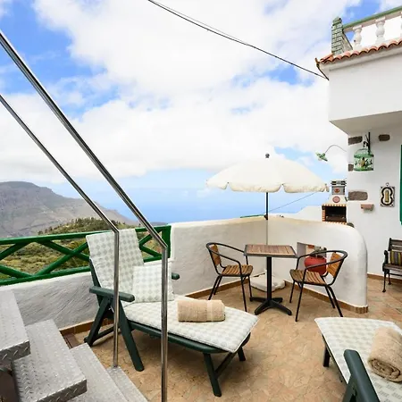Wonderful Cave-house In Holiday home *
