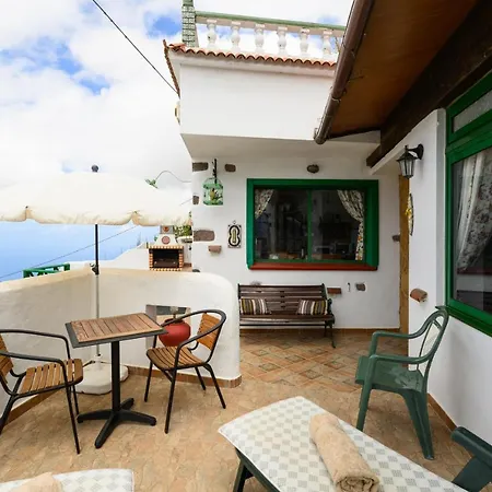 Holiday home Wonderful Cave-house In *